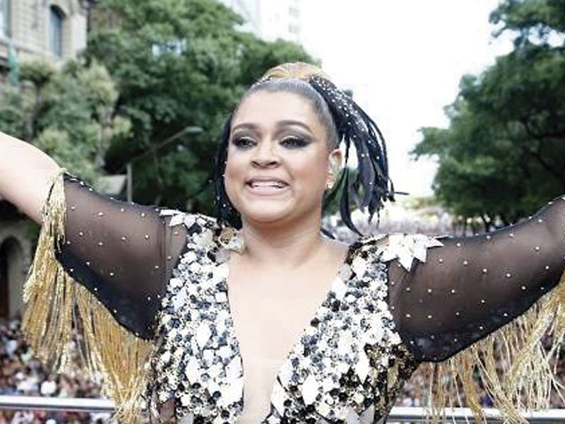 Closeup promove maior beijo coletivo do mundo