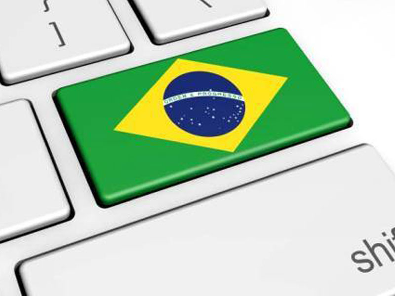 Internet é considerada o meio mais indispensável na vida do brasileiro