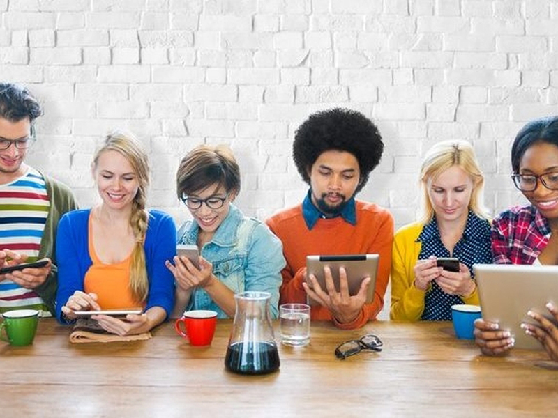 73% dos brasileiros jogam no smartphone, mostra estudo do Facebook