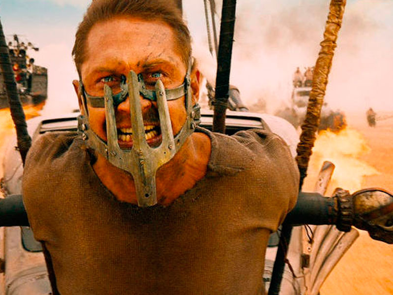 Mitsubishi cria comercial com cara de ‘Mad Max’