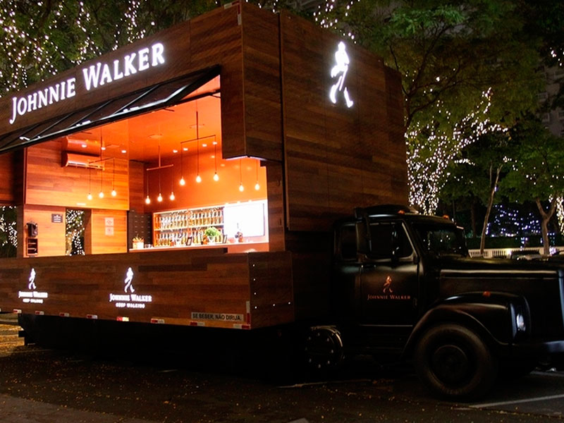 Johnnie Walker apresenta truck de experiências